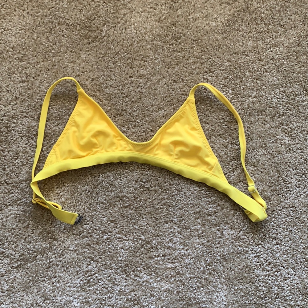 White fox bikini top yellow